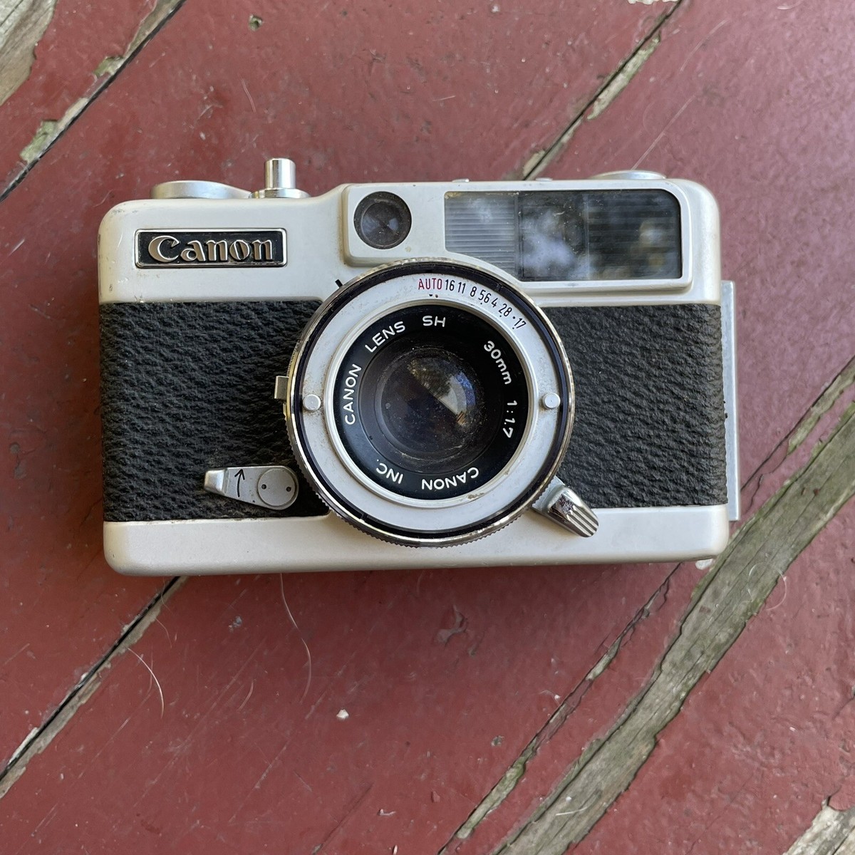 Canon Demi EE17 Half Film Camera w/SH 30mm F1.7 Lens [Near mint