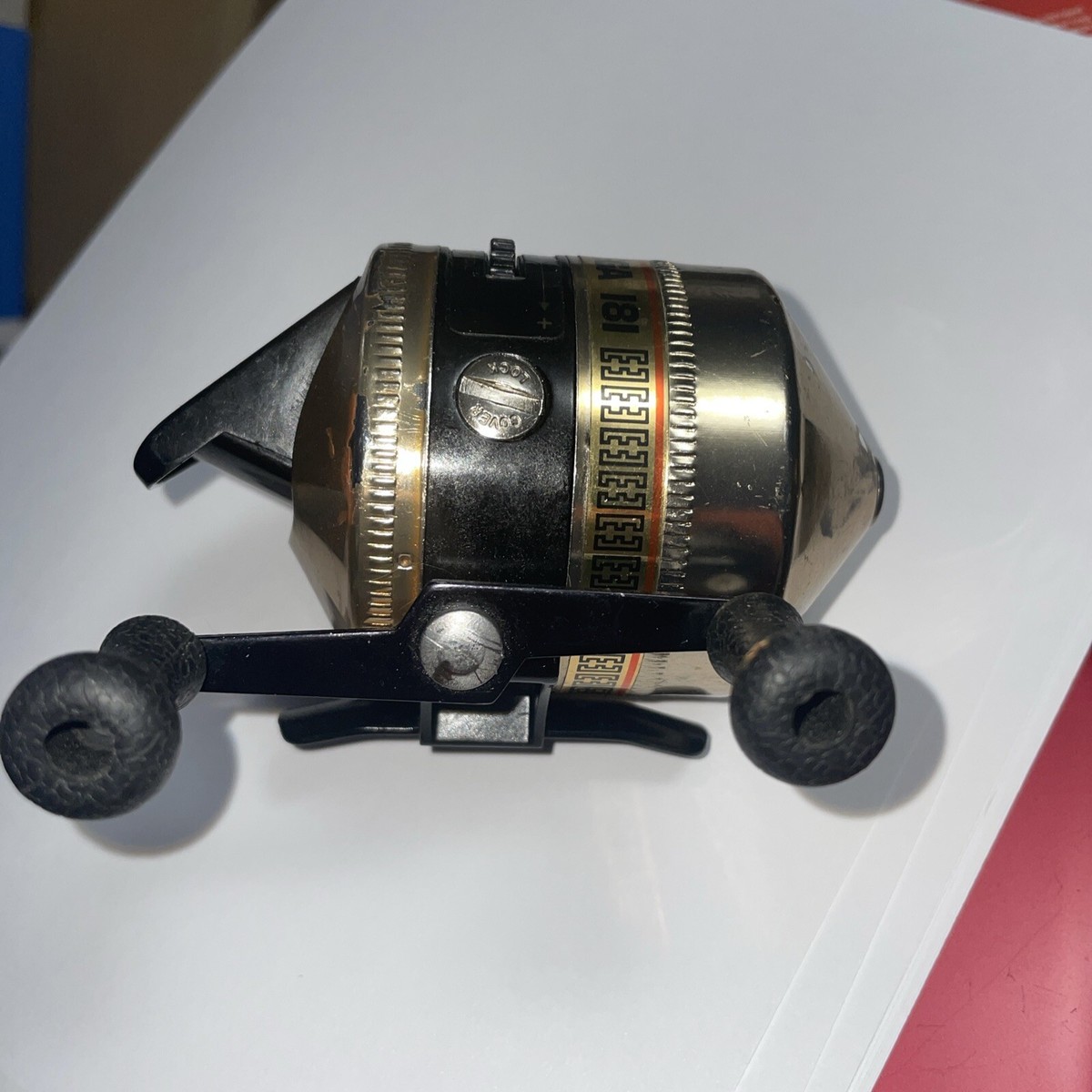 ZEBCO OMEGA181 美品 Vintage Fishing Reel ZEBCO OMEGA 181 Gold