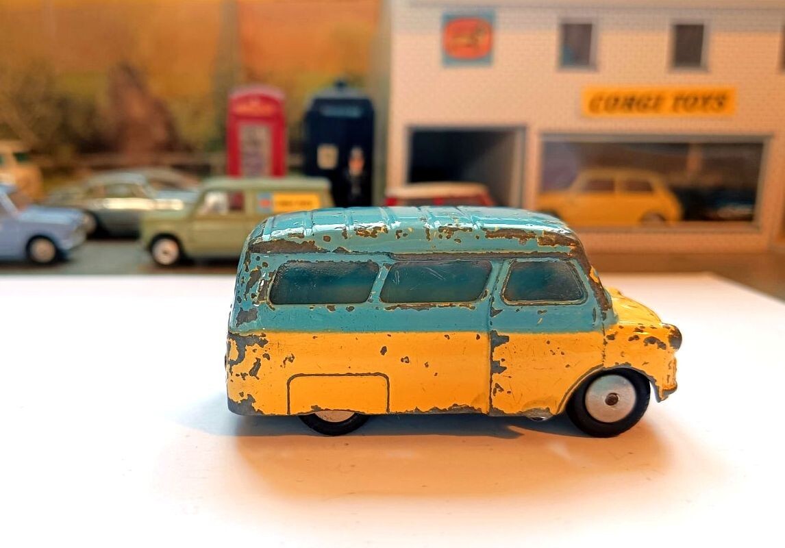 Corgi Toys 404 Bedford Dormobile ミニカー Corgi Toys 404 Bedford