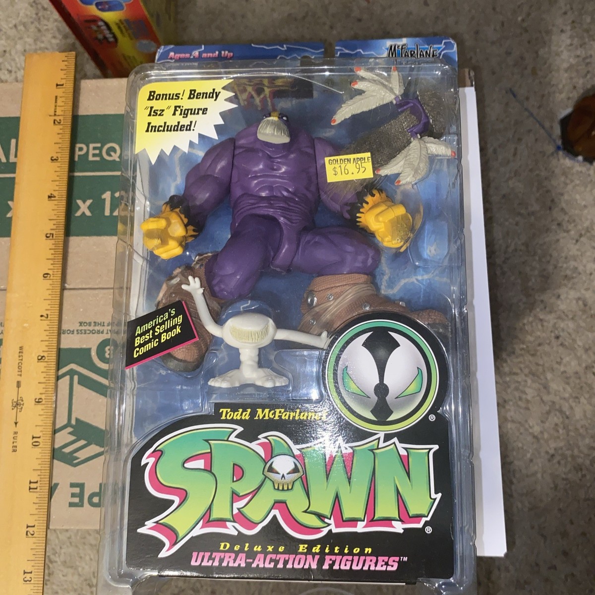 Spawn The Maxx Action Figure Deluxe Edition with WHITE Isz Figure