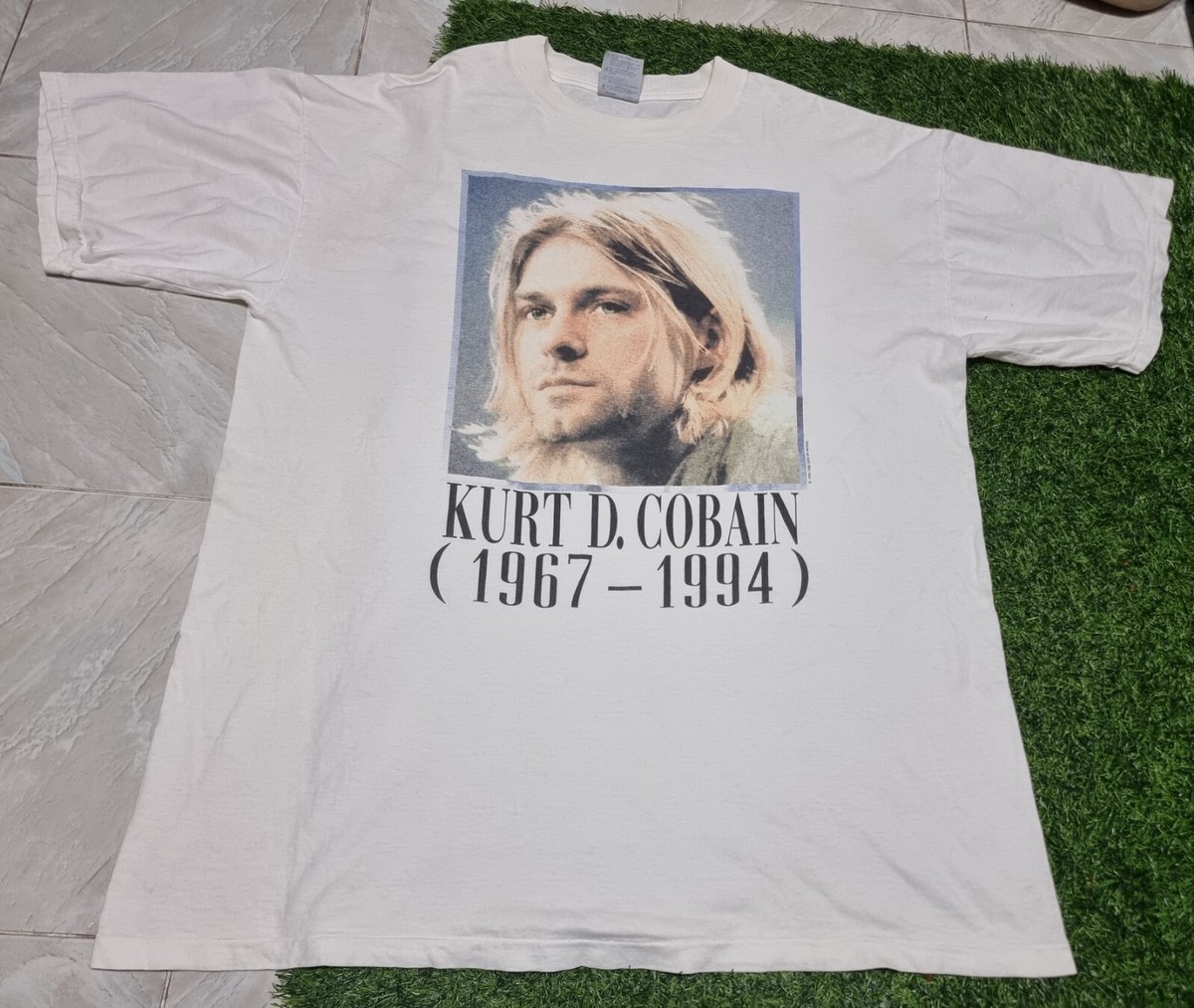 Vintage 1994 Kurt Cobain Nirvana Memorial Painting T Shirt XL
