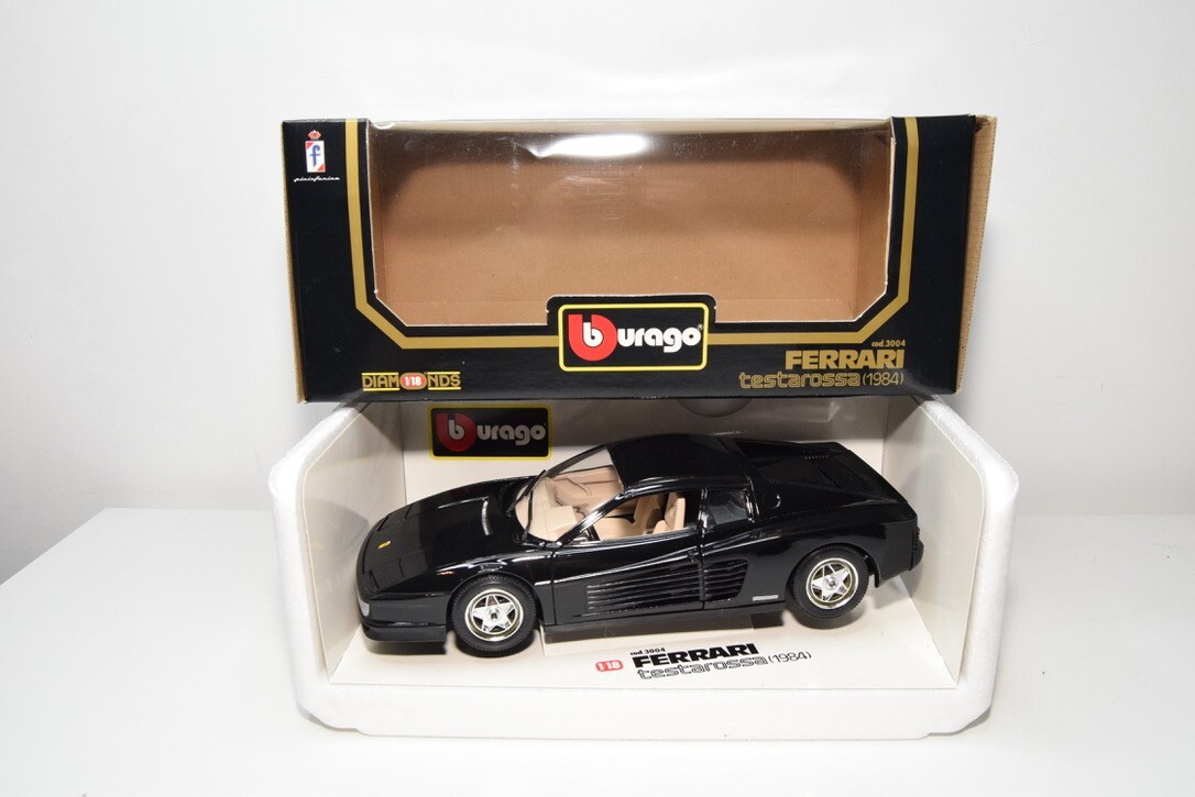 ミニカー Ferrari Testarossa 1984 フェラーリ テスタロッサ ミニカー