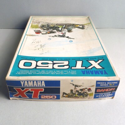 Bandai YAMAHA XT250 Motocrosser 1:12 Riders machine series No.3