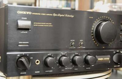 ONKYO A-817XD | Stereo Integrated Amplifier Manual Pre-Owned Good