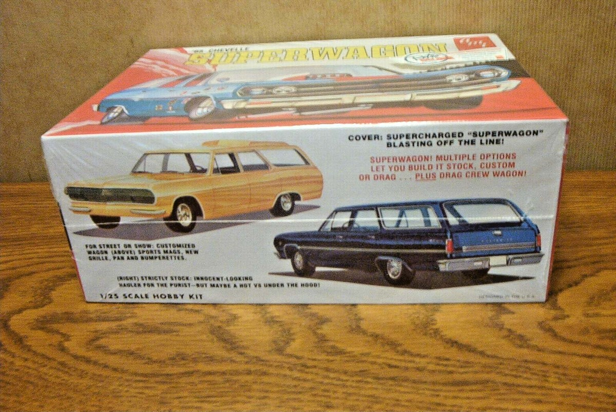 AMT '65 CHEVELLE SUPERWAGON 1/25 SCALE MODEL KIT .. Retro Deluxe