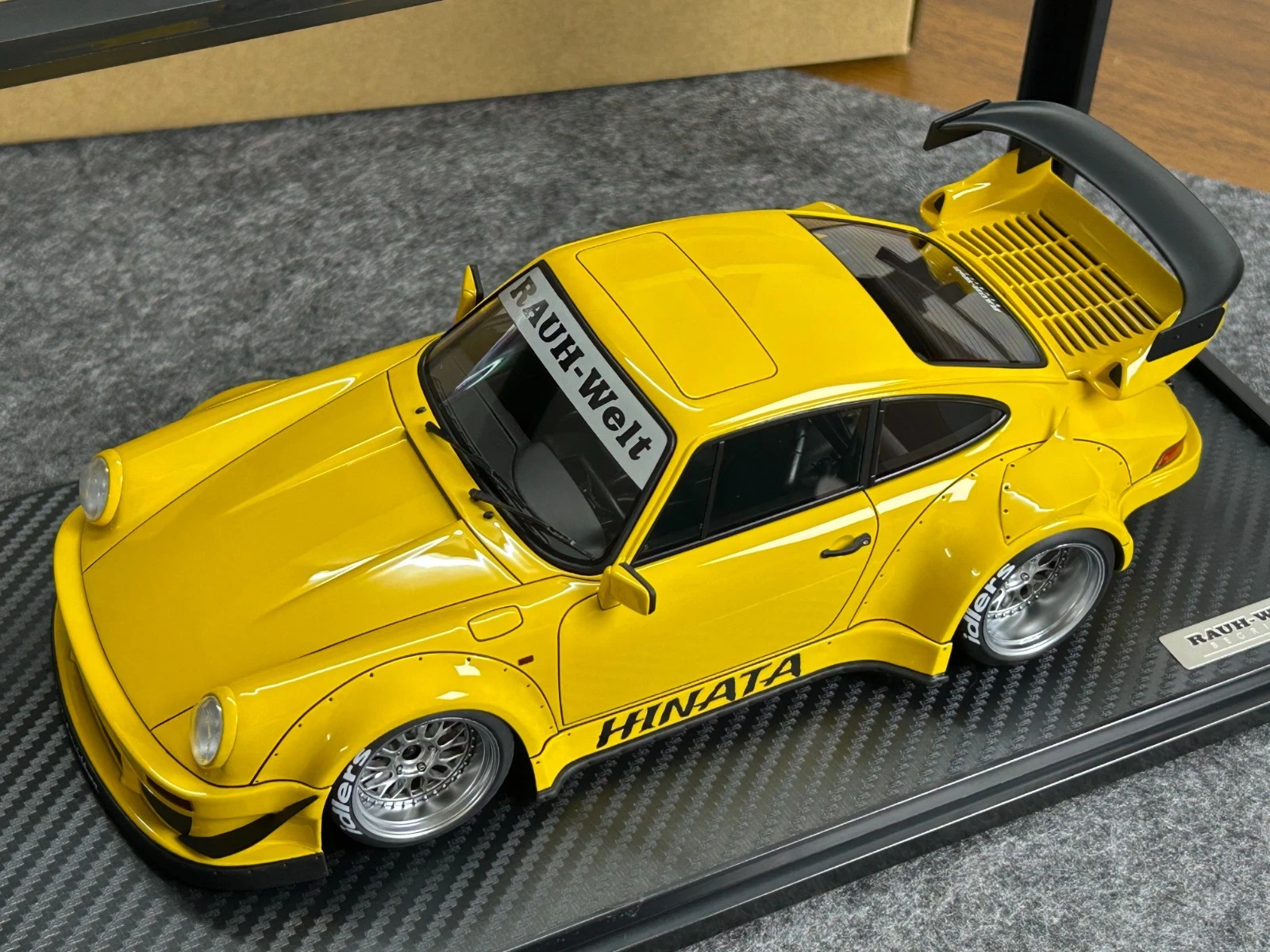 イグニッションモデル ignition model RWB 930 1/18 1/18 Ignition