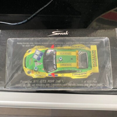 1/43 Spark Manthey Racing Porsche 911 GT3 RSR 2009 #1 Yellow Green