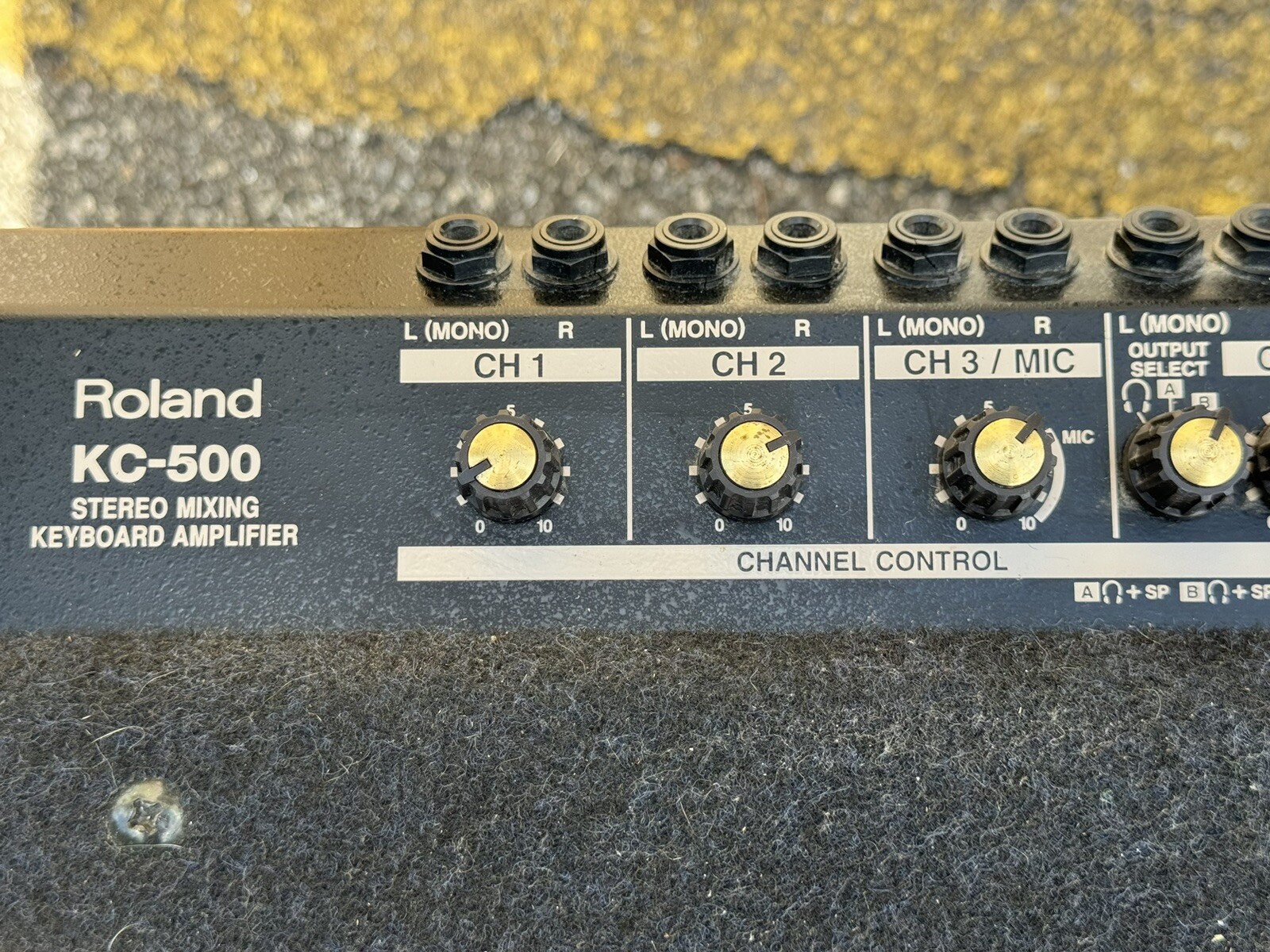 Roland KC-220 キーボードアンプ ローランド・ステレオ・キーボード