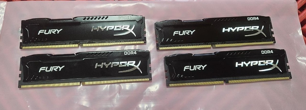 Kingston Hyper X RGB DDR4 3200 32GB セット Kingston Hyper X RGB
