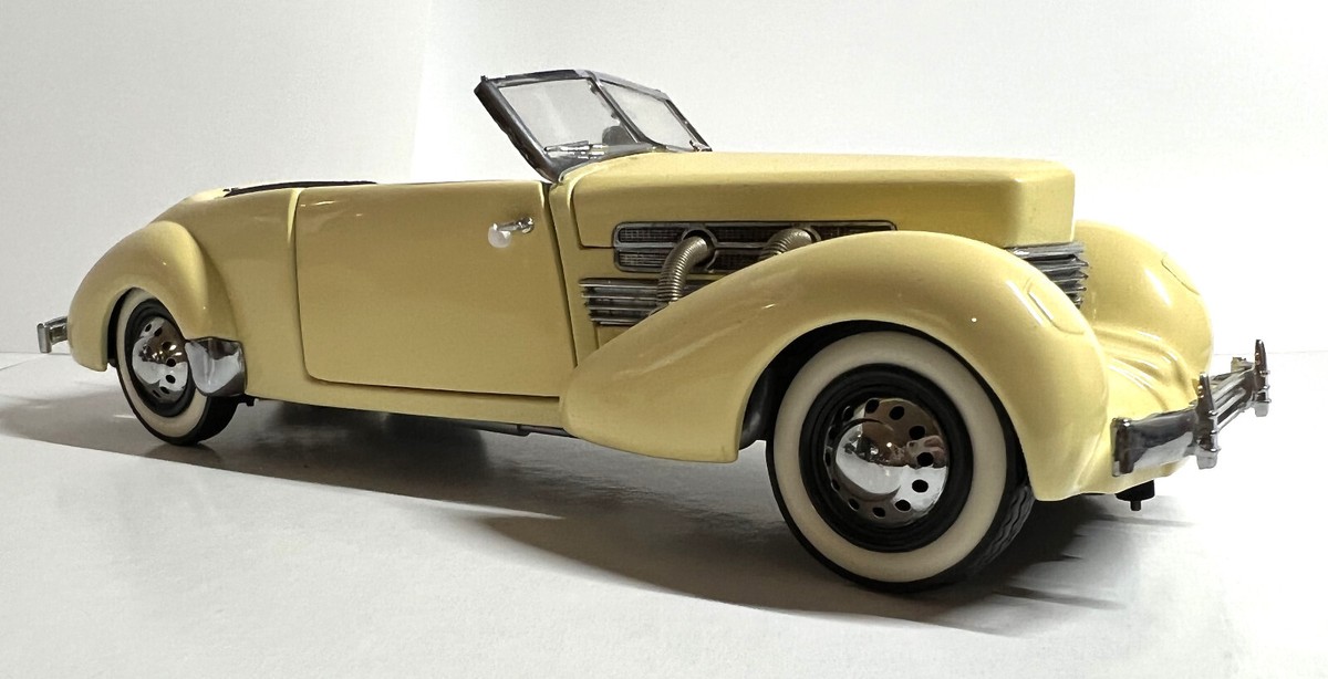 フランクリンミント 1937CORD812 フェートン リミテッドエディション