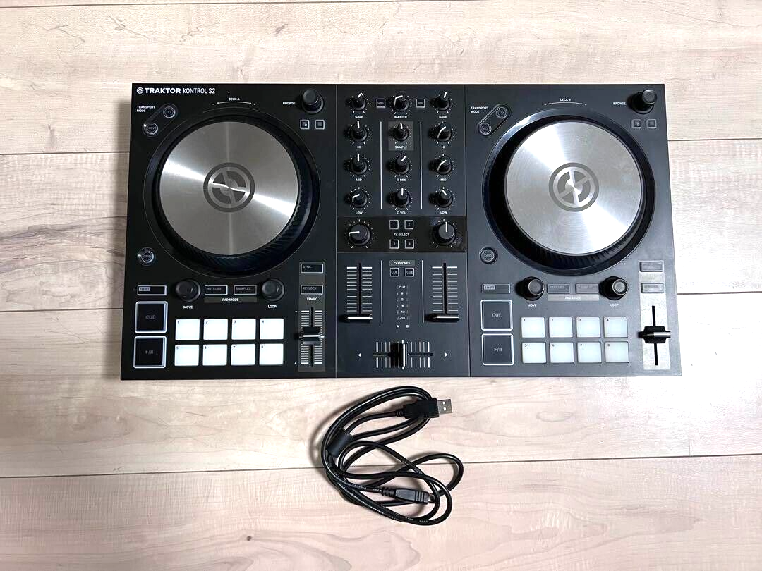 TRAKTOR KONTROL S2 MK3 DJコントローラー Native Instruments Traktor