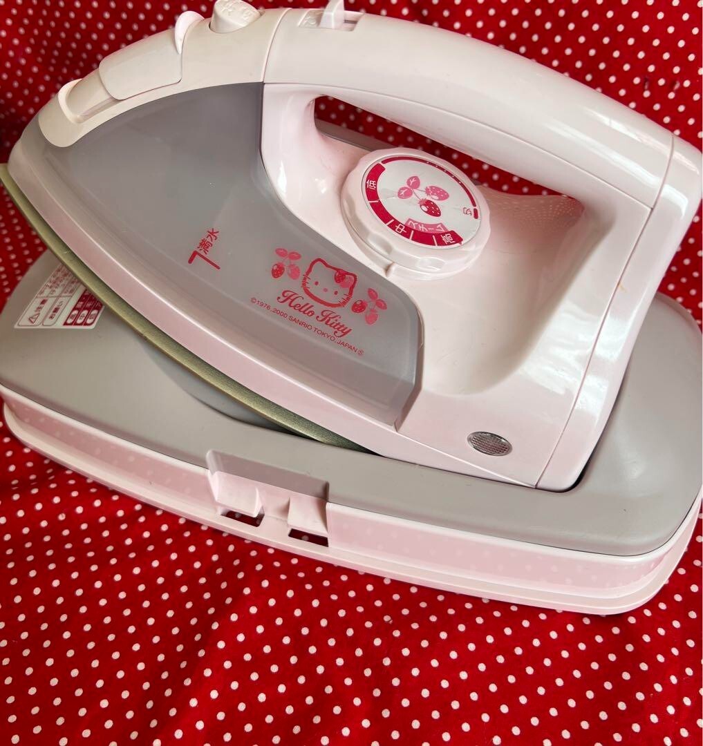 SANYO ハローキティ コードレススチームアイロン A-KT41 SANYO ハロー