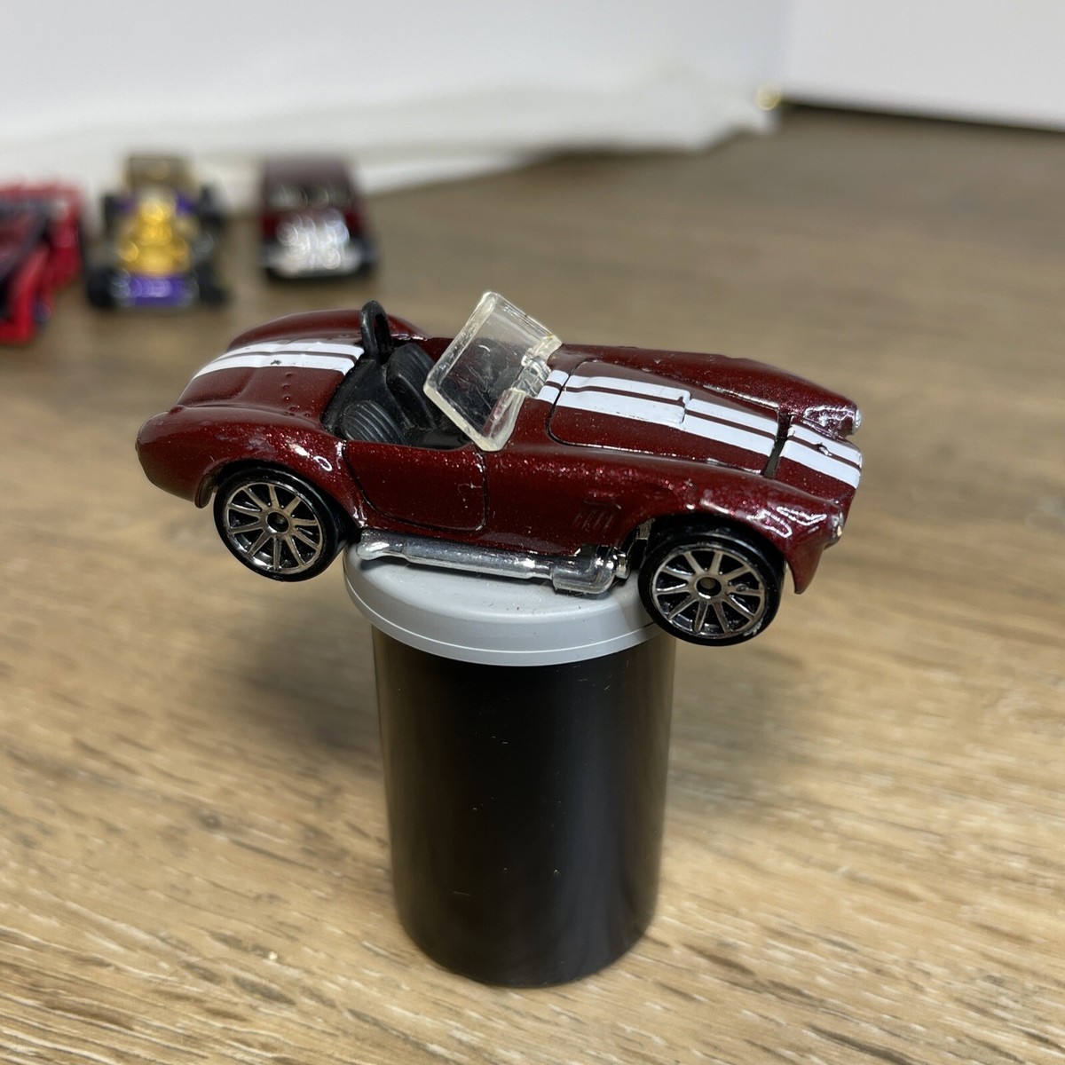 1982 Hot Wheels Shelby Cobra 427 Maroon. Hood opens. Diecast 1:64