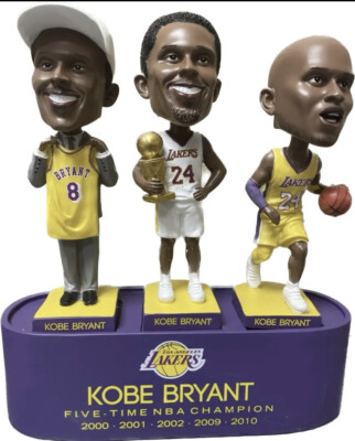 2016 KOBE BRYANT RETIREMENT BOBBLEHEAD SET OF 3 W/STAND STADIUM