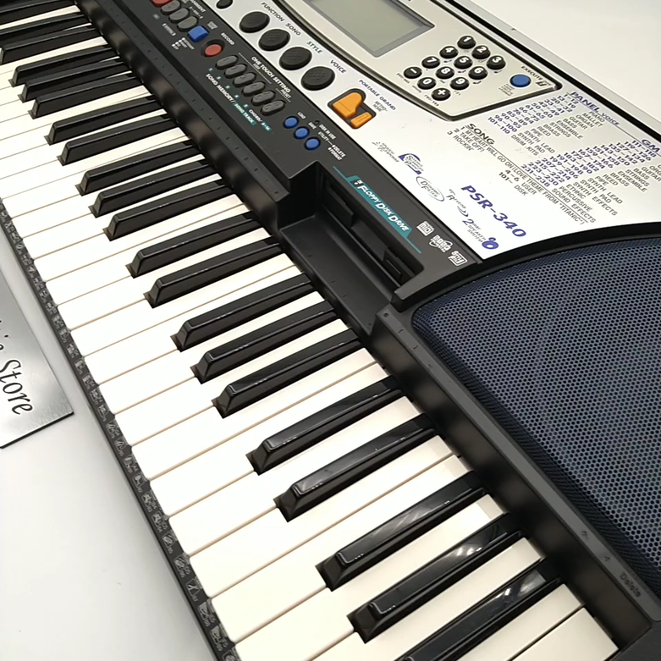 Yamaha PSR-340 Electronic Keyboard 61 Keys Japan PSR340 Porter