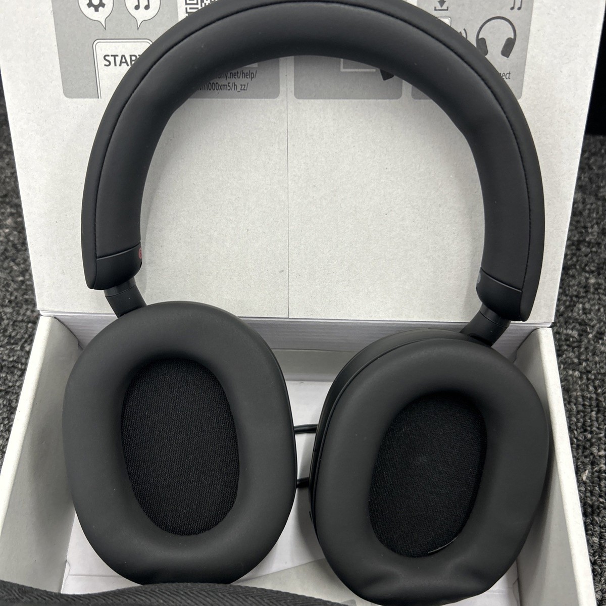 Sony WH-1000XM3 Wireless Noise-Canceling Headphones - Black for