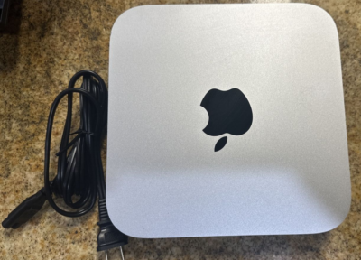 Apple Mac Mini A1347 Intel Core 2Dou 2.4GHz 2GB RAM 320GB OFFICE