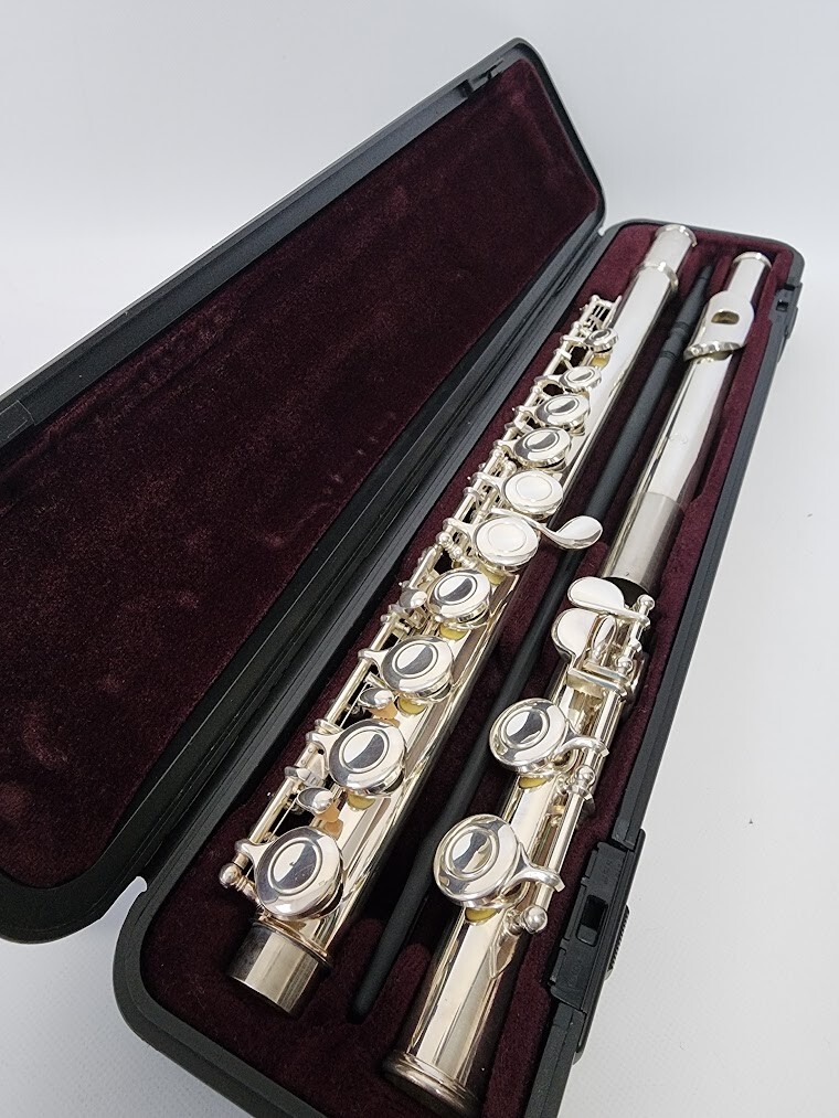 YAMAHA YFL-221 Flute Nickel Silver Plated Student with hard Case