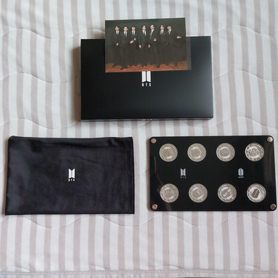 BTS MERCH BOX 20 Full Set New Official ARMY Membership Merch Pack