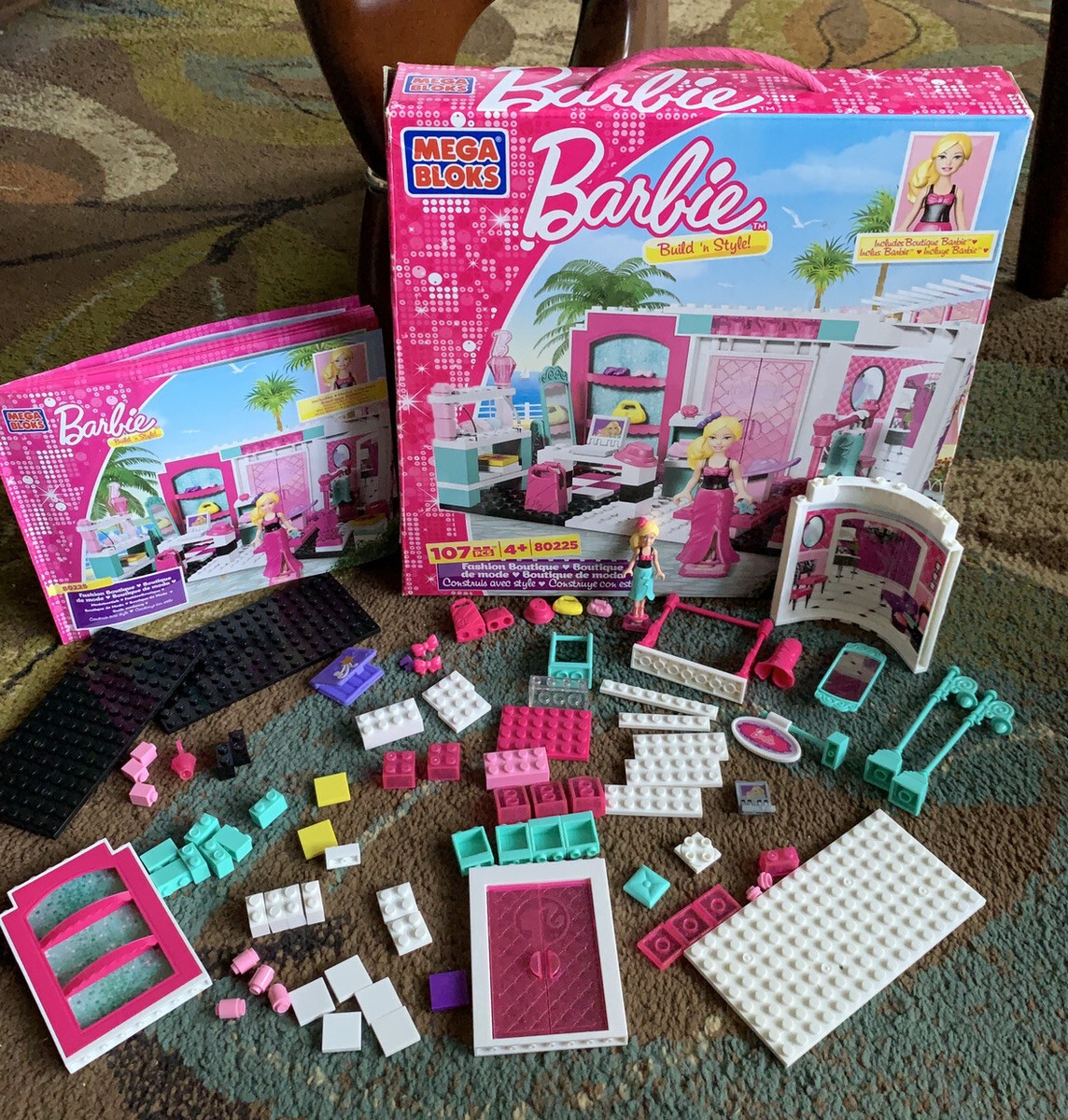Mega Bloks Barbie Build 'n Style #80225 Fashion Boutique Near