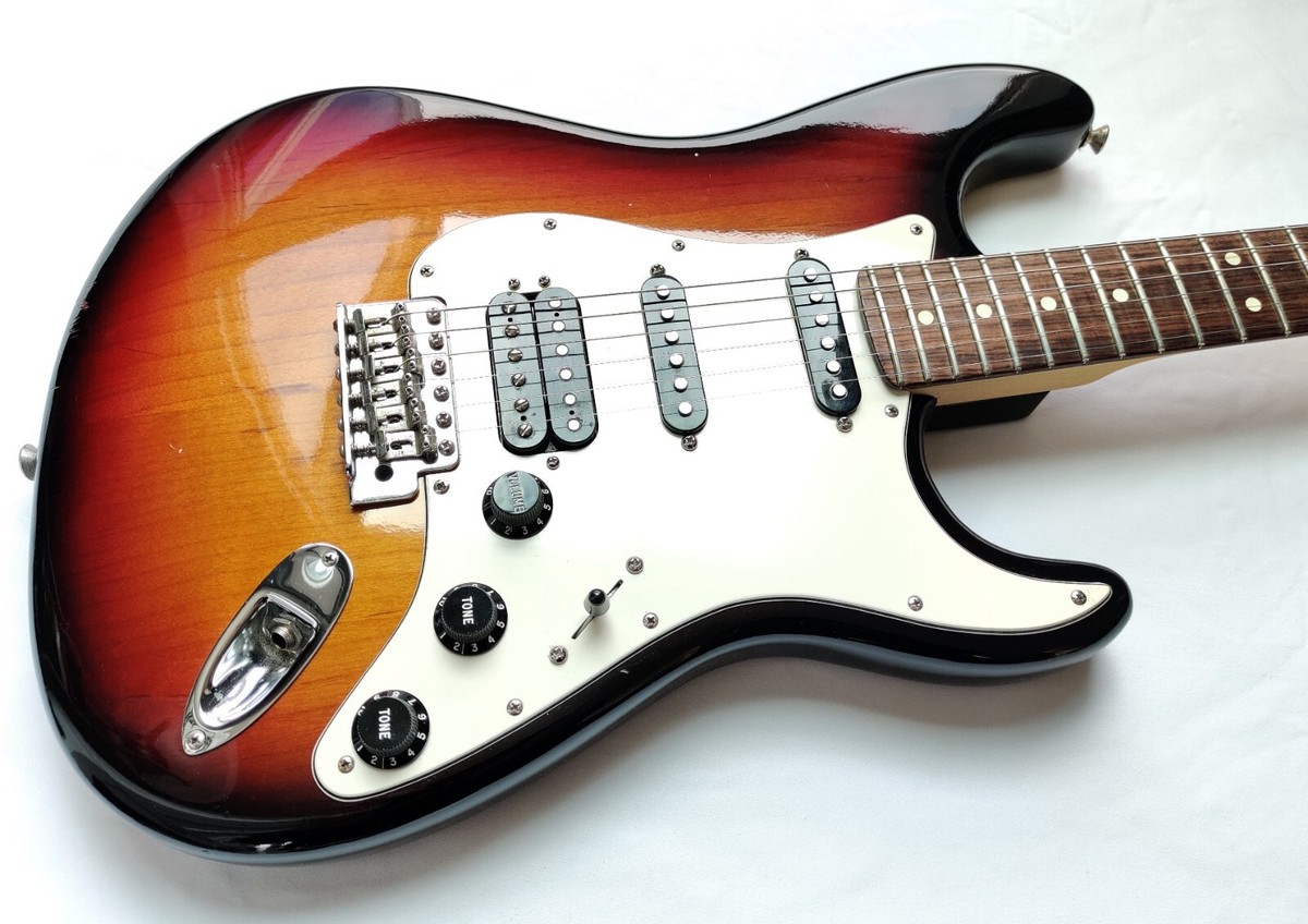 Fender Stratocaster Standard USA Made Highway One HSS 2007 w/hsc