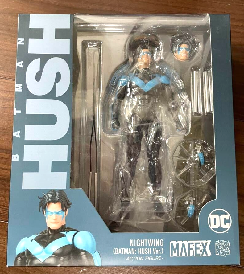MAFEX No.175 Nightwing Batman Hush Ver 155mm Action Figure MEDICOM