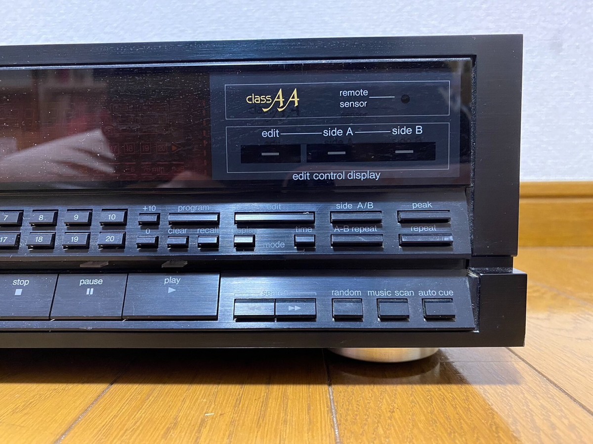 Technics SL-P770 Compact Disc CD Player 4DAC 18bit Digital Output