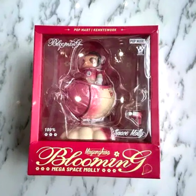 Pop Mart Genuine Mega Space Molly 100% Blooming Series Korea