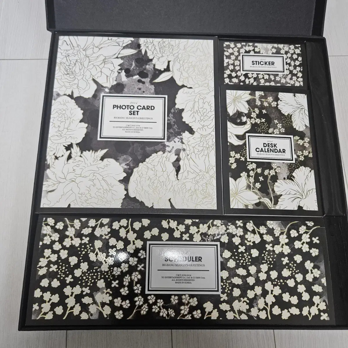 Big Bang 2014 season's greetings on sale | eBay