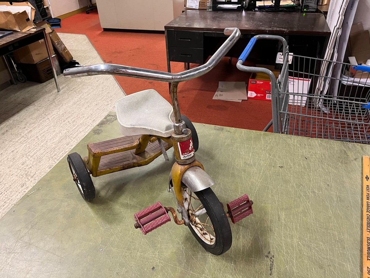 vtg 1950s AMF Junior Double step children's tricycle sunburst