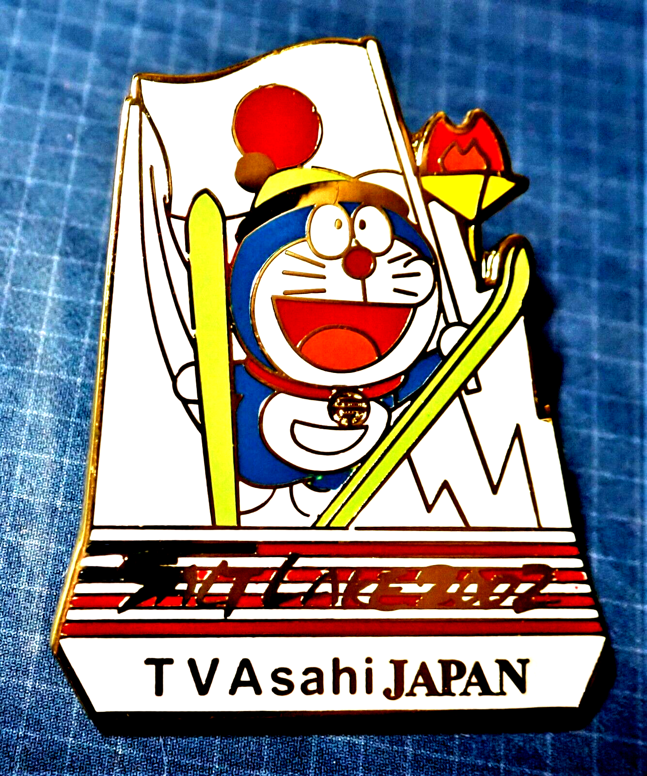 非売品、レア】テレビ朝日 ドラえもんピンバッジ 女子オープンゴルフ