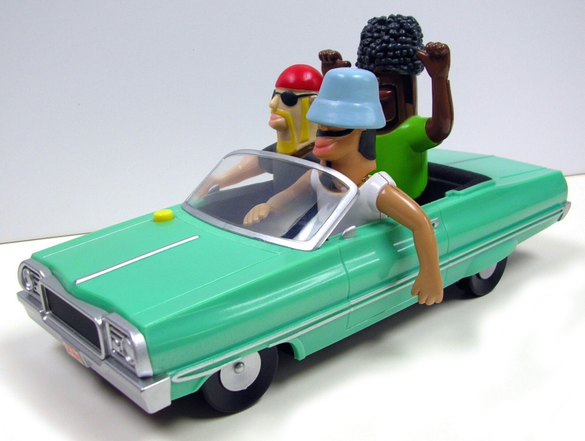 GEMMY LOW RIDER CONVERTIBLE BOBBLE HEAD HOMIES ANIMATED BOTTOM