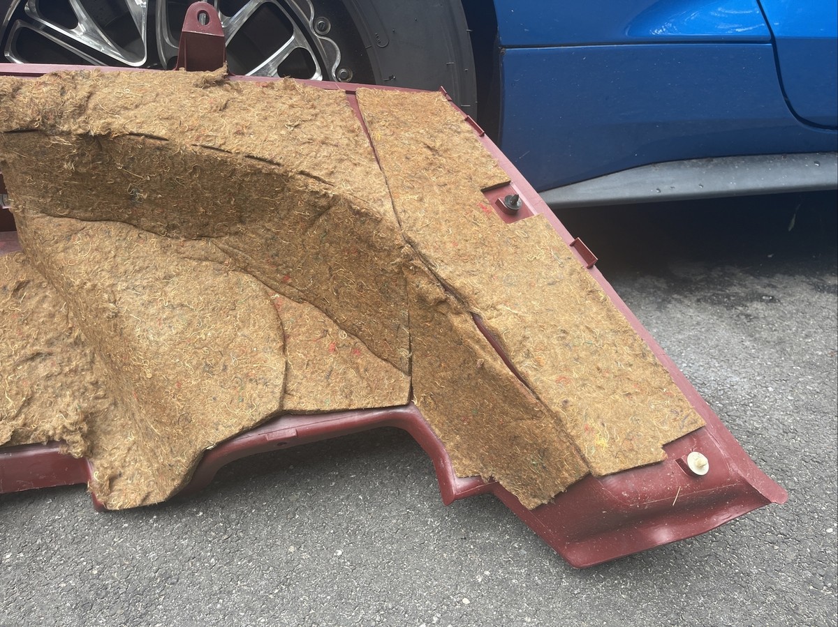 84-89 Nissan Z31 300ZX 2+0 Passenger RH Rear Trunk Quarter Trim