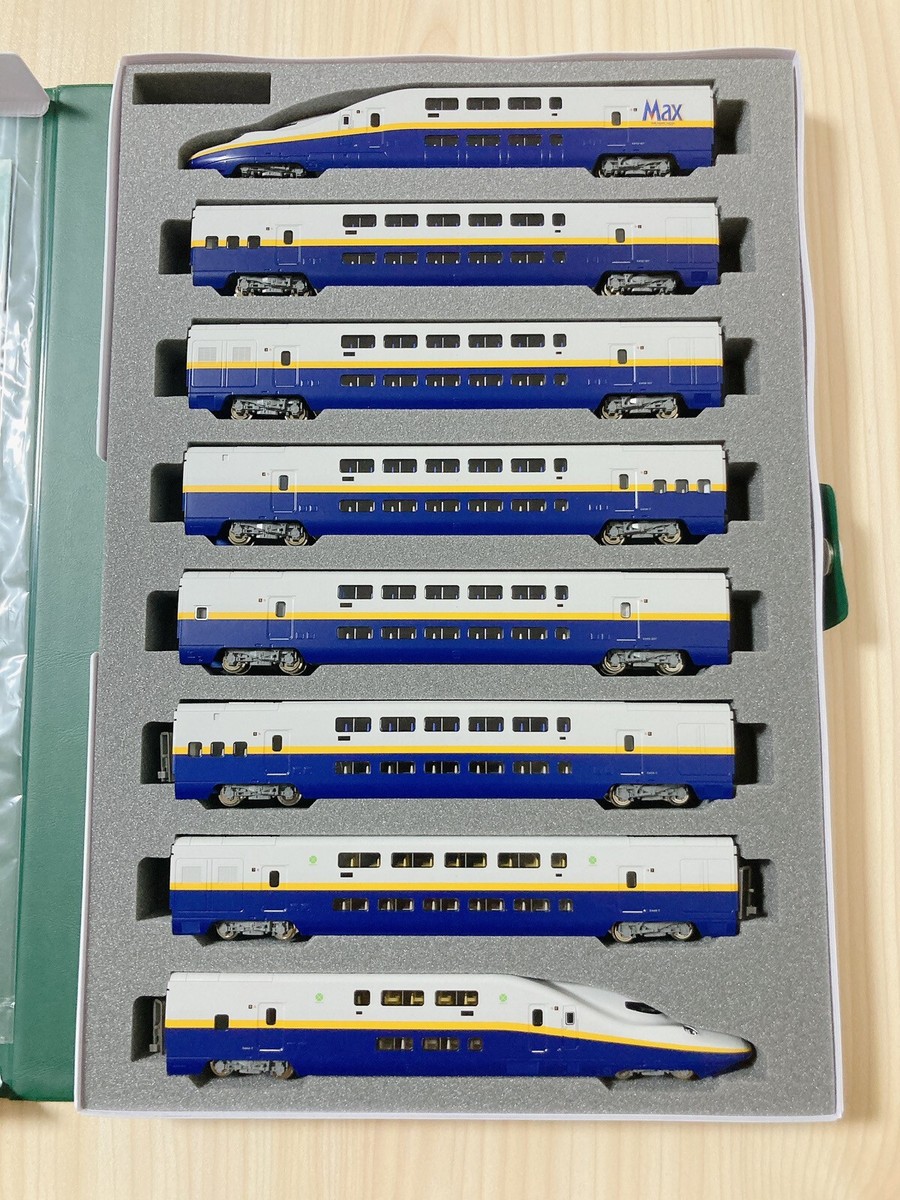 10-1730 E4系＜MAX＞8両セット 10-1730 E4系＜MAX＞8両セット KATO N