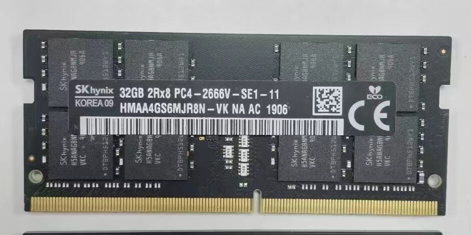 SK hynix 32GB DDR4 2666 Laptop SO-DIMM RAM PC4-21300 260pin Black
