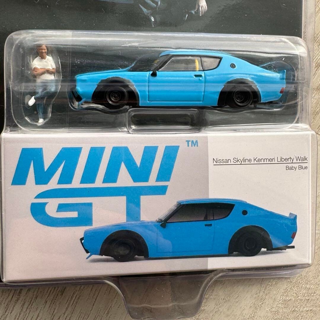 MINI GT 1:64 653 LBWK Nissan Skyline Kenmeri Baby Blue Tokyo Auto