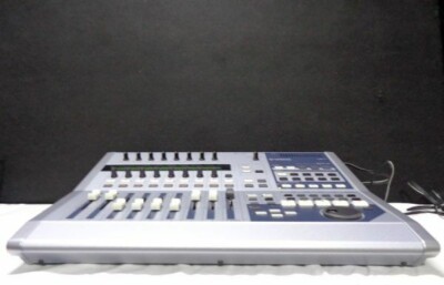配信機器・PA機器・レコーディング機器 YAMAHA 01X Digital Mixing