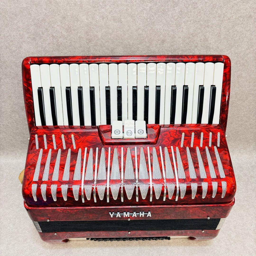 ヤマハアコーディオン YA-18 30鍵 8905 赤 YAMAHA 8905 ヤマハ