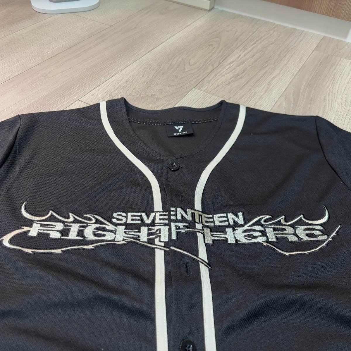 SEVENTEEN RIGHT HERE セブチ ドギョム ユニフォーム Buy SEVENTEEN