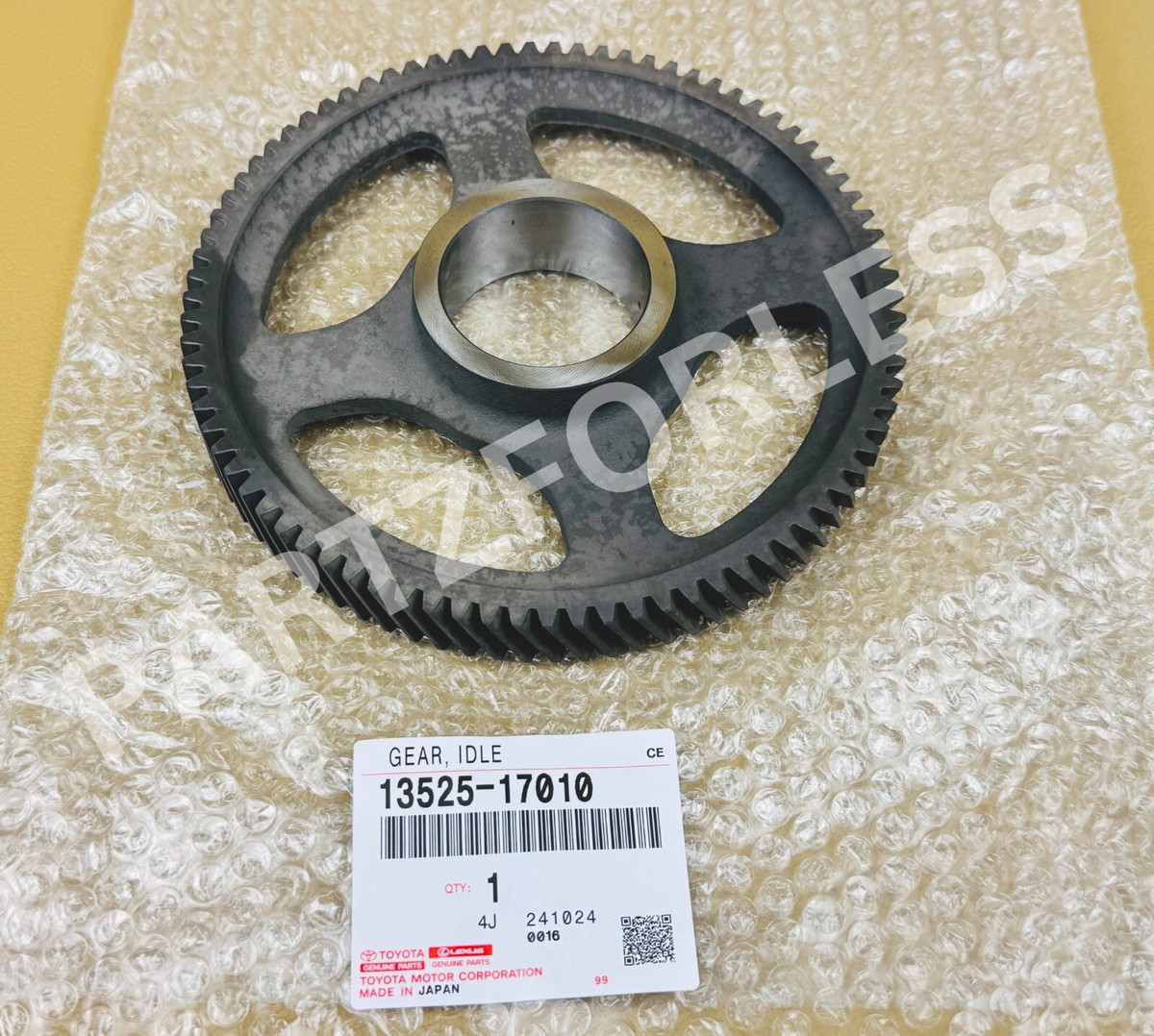 13525-17010 TOYOTA GENUINE Land Cruiser Coaster GEAR, IDLE, NO.1