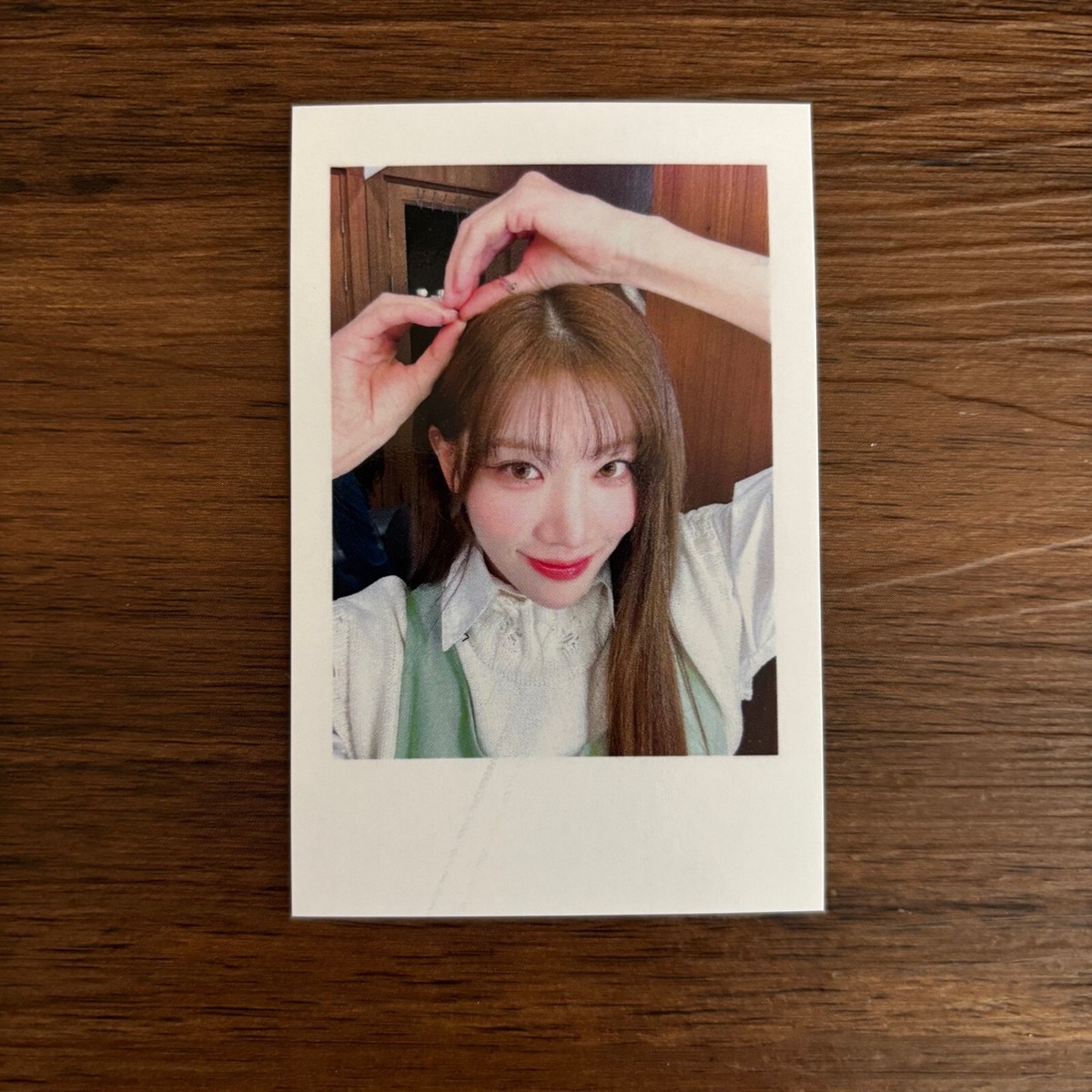 ARTMS LOONA Kimlip キムリプ 김립 サイン入り チェキ ポラ 【公式通販】