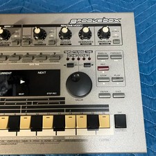 最終値下げ Roland MC-303 シンセサイザー Amazon | Roland MC-303