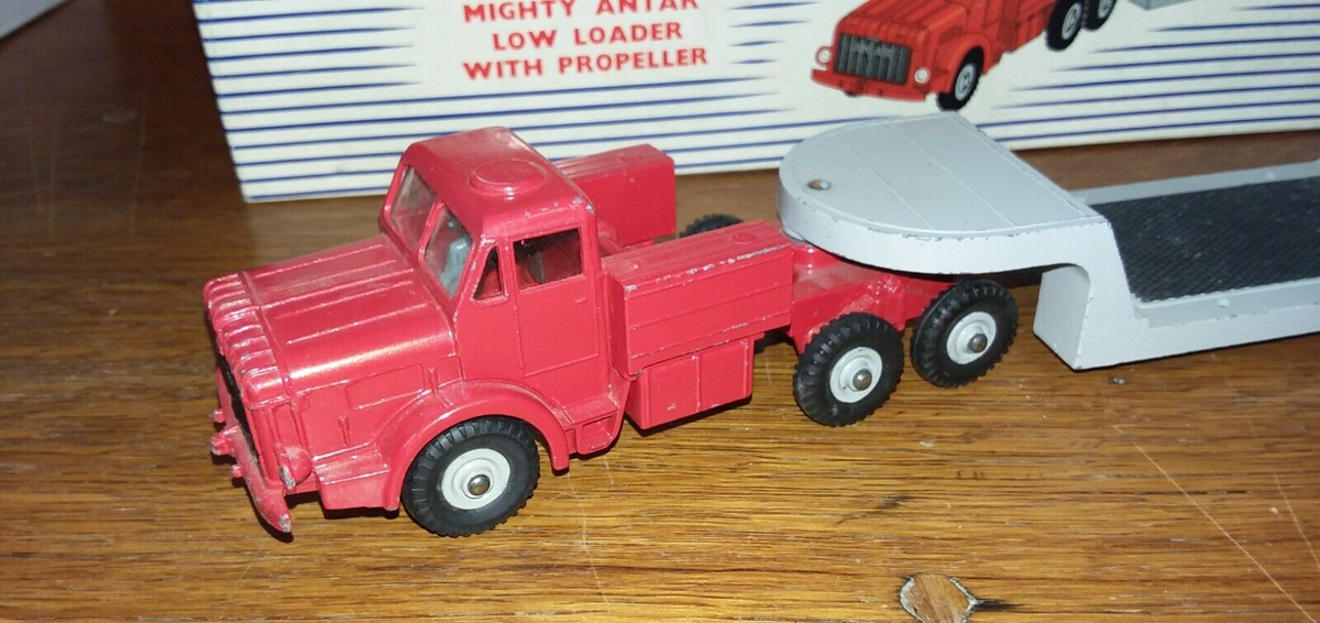 Vintage DINKY SUPERTOYS #986 Mighty Antar Low Loader (minus