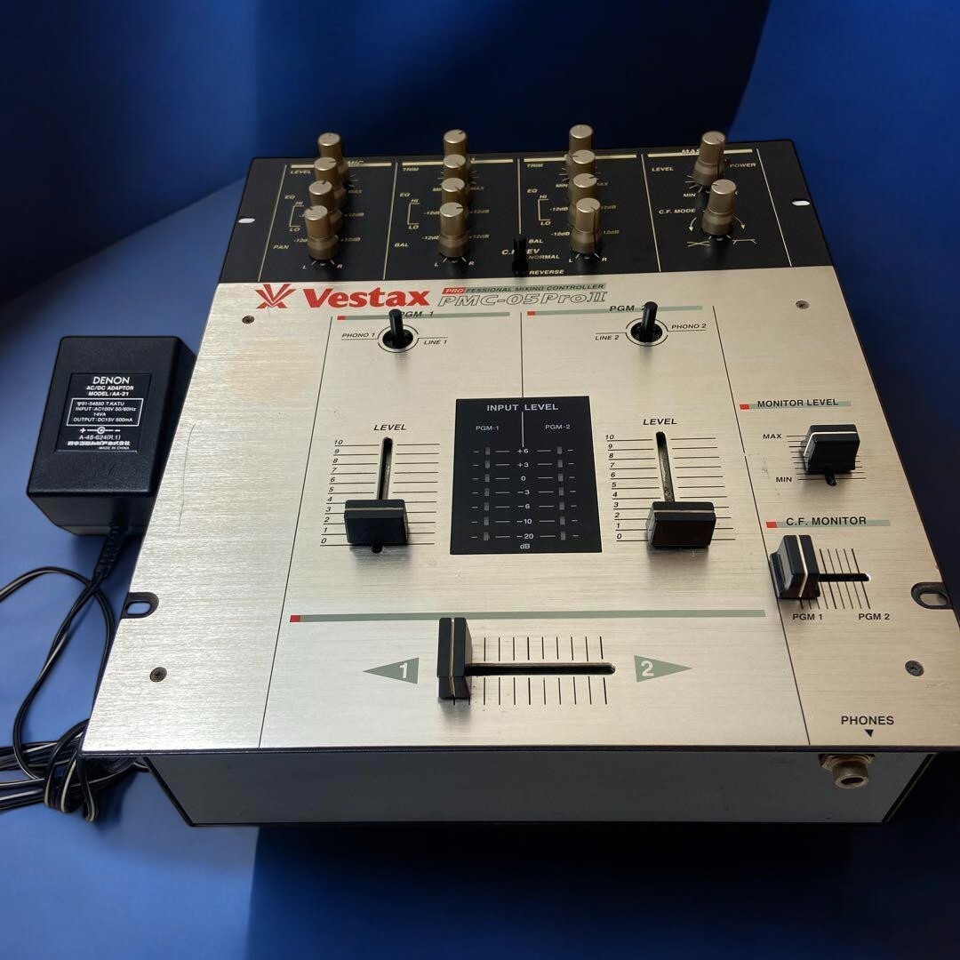 Vestax PMC-05 Pro II DJミキサー 【公式通販】