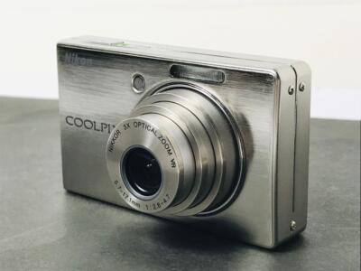 Nikon COOLPIX S510 コンパクトデジカメ シルバー バッテリー付 Nikon