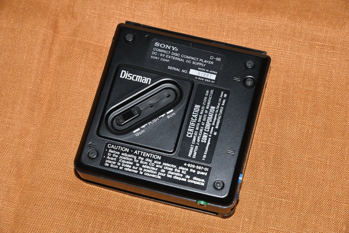 Sony D-88 Discman CD Player Working Ship to US only ,No