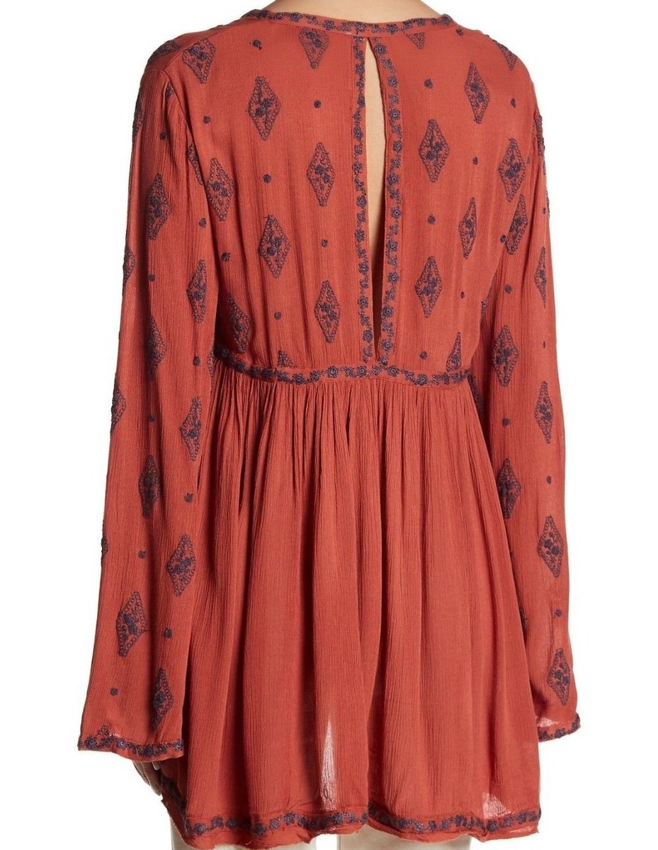 $148 NWT FREE PEOPLE SzS DIAMOND EMBROIDERED LONG SLEEVE TOP TUNIC