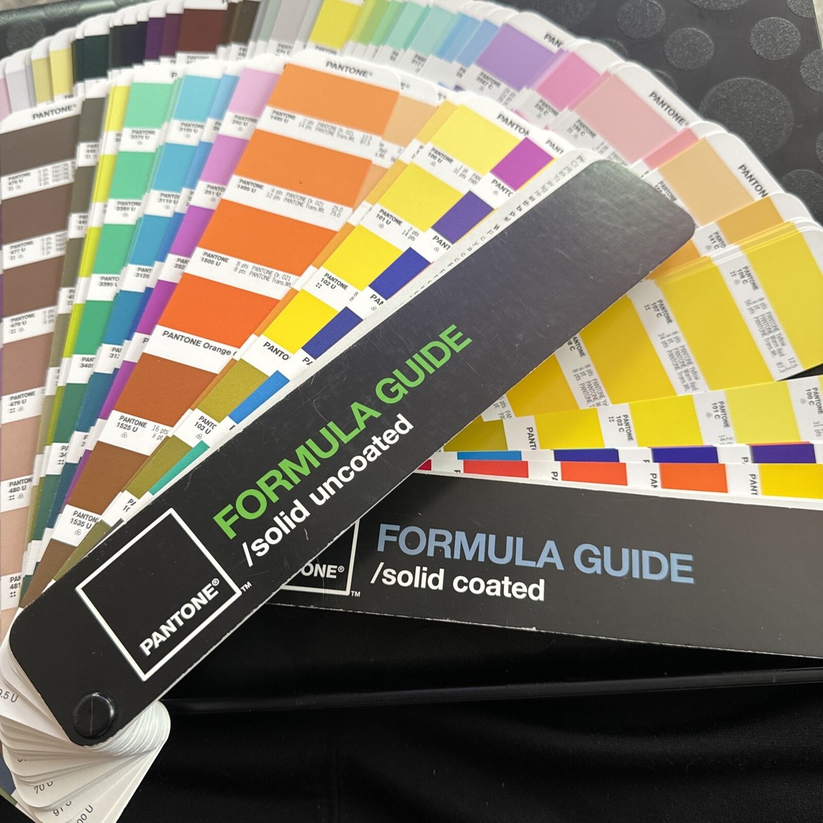 Pair Pantone Formula Guide Solid Coated & Uncoated Set 2006 Very