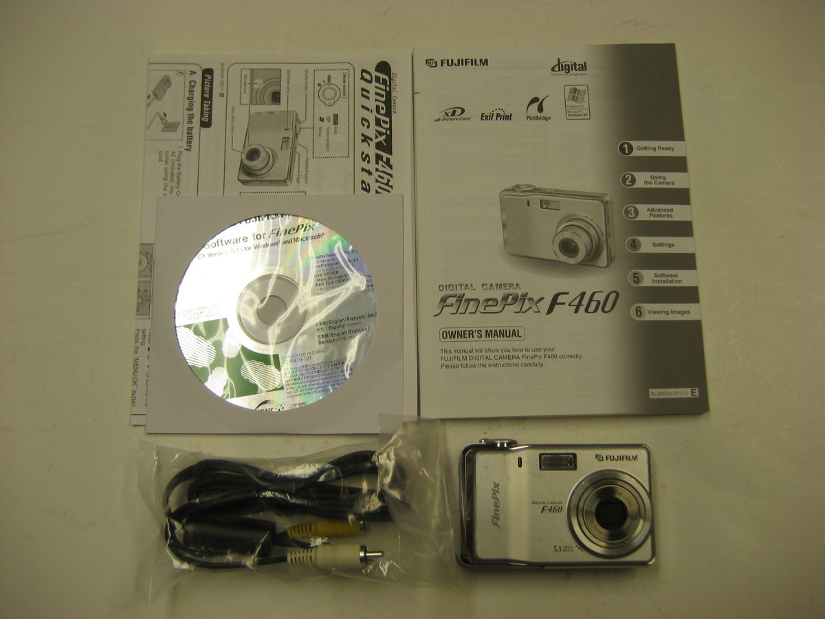 Fujifilm FinePix F460 5.1 MP Digital Camera - Silver 4902520281814