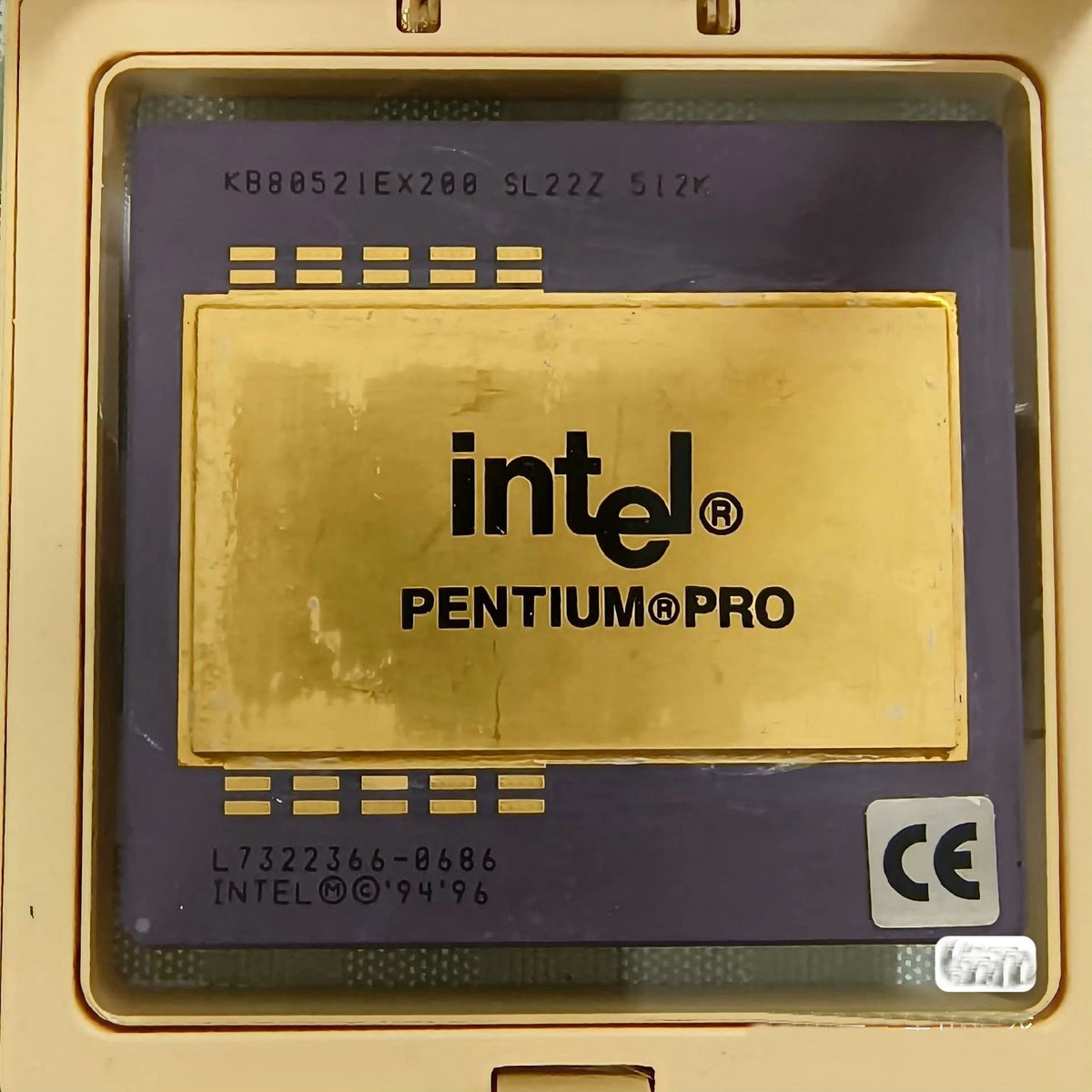 Intel Pentium PENTIUM PRO SL22Z Antique CPU High Collection Value